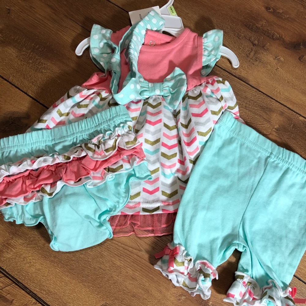 NWT Baby Essentials brand 4 piece summer set